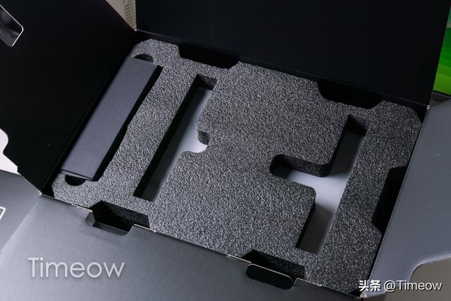 2000元內 最值得購入的NAS之一：綠聯(lián)云DX4600 深度使用評測（綠聯(lián)云dh2100）