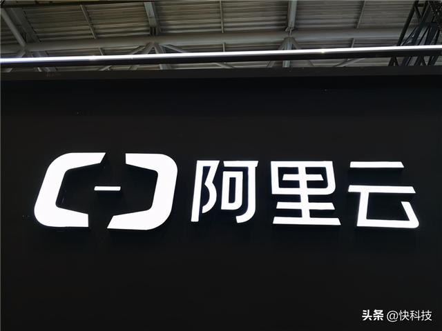 釘釘官宣！國內(nèi)首個(gè)低代碼應(yīng)用廣場(chǎng)“釘釘搭”來了（釘釘?shù)痛a平臺(tái)）