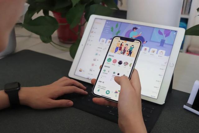 寫代碼的新手父親，和他獨(dú)立做的11個app（寫代碼的軟件叫什么）